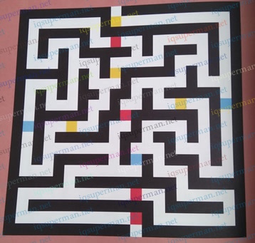 彩色方块迷宫之路